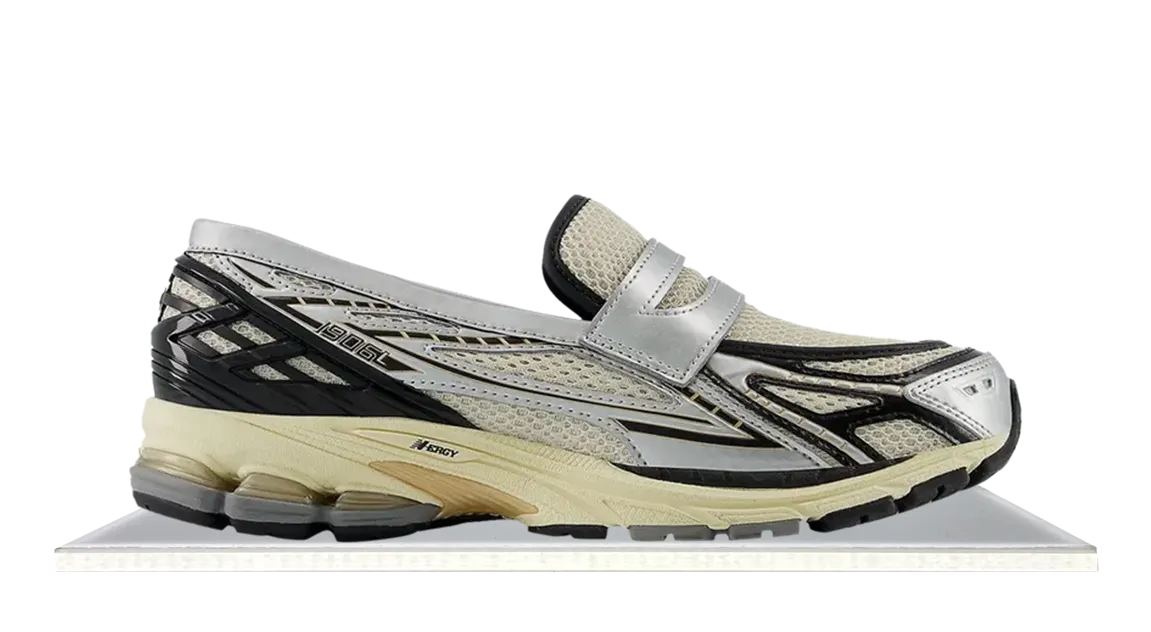 Pointed Toe Design New Balance 1906L Loafer Silver Metallic Cream