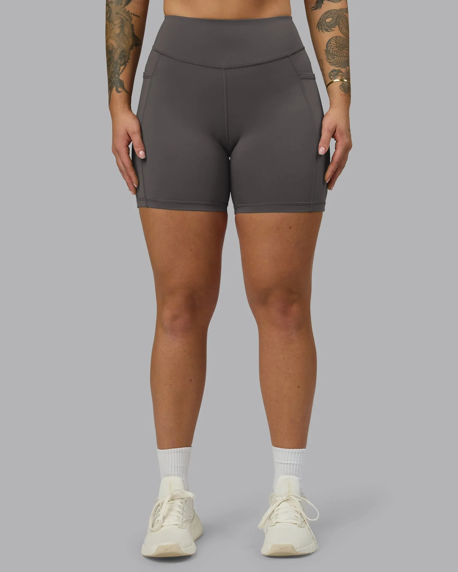 For Kids Yoga Class Elite High-Rise 6" Short Pockets - Dark Storm