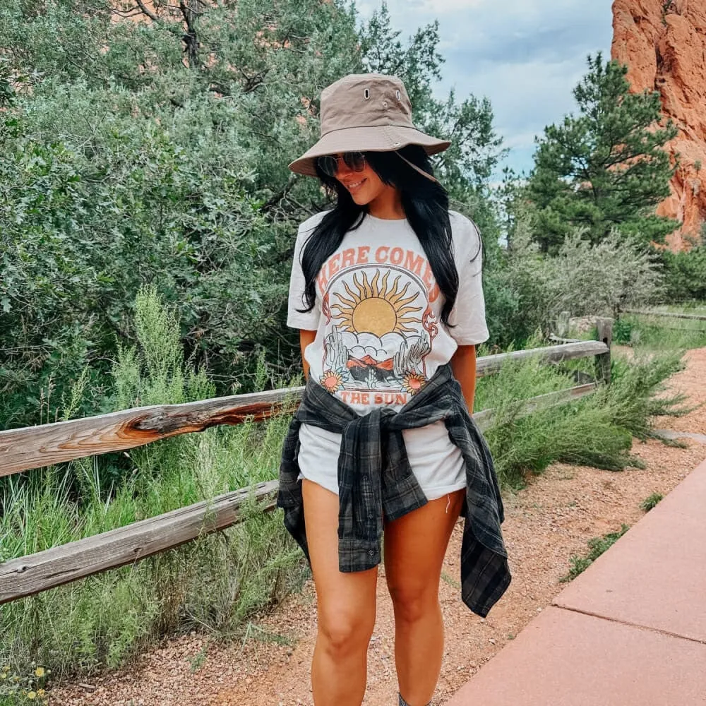 Reversible Design Concept All-Day Stretch Vintage Here Comes The Sun Tee