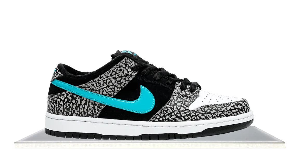 SB Dunk Low Elephant Sturdy Outsole