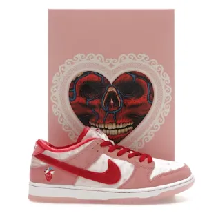 Smart Fit Nike SB Dunk Low StrangeLove Skateboards (Special Box)