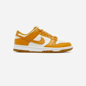 Nike Dunk Low Next Nature Light Curry Fog Jog Stair Run