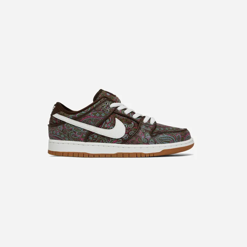 Relax Step NIKE SB DUNK LOW PAISLEY