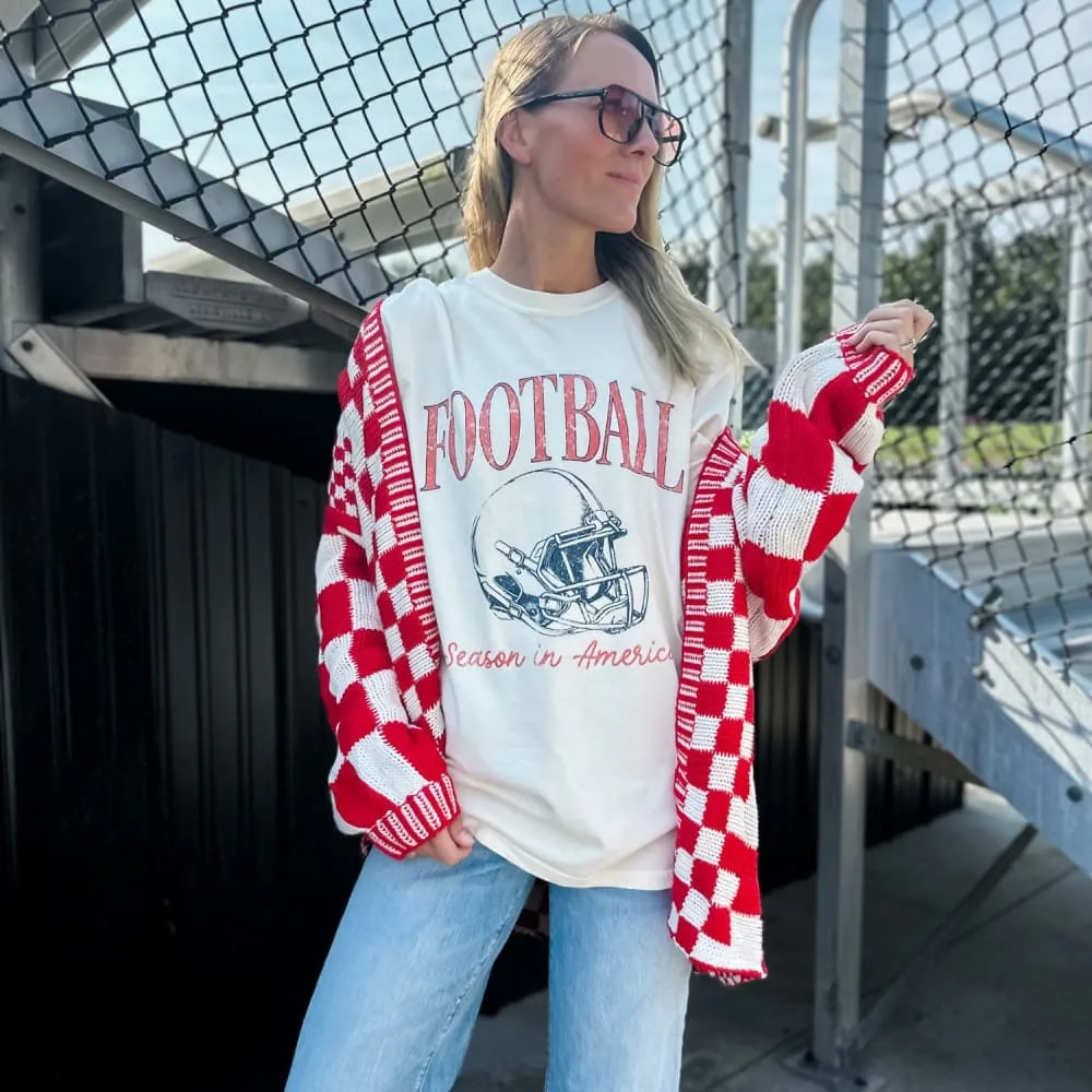 Non Restrictive Silhouette Football in America Tee