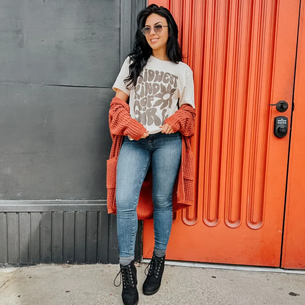 TaglessCollar Midwest Kind of Girl Tee