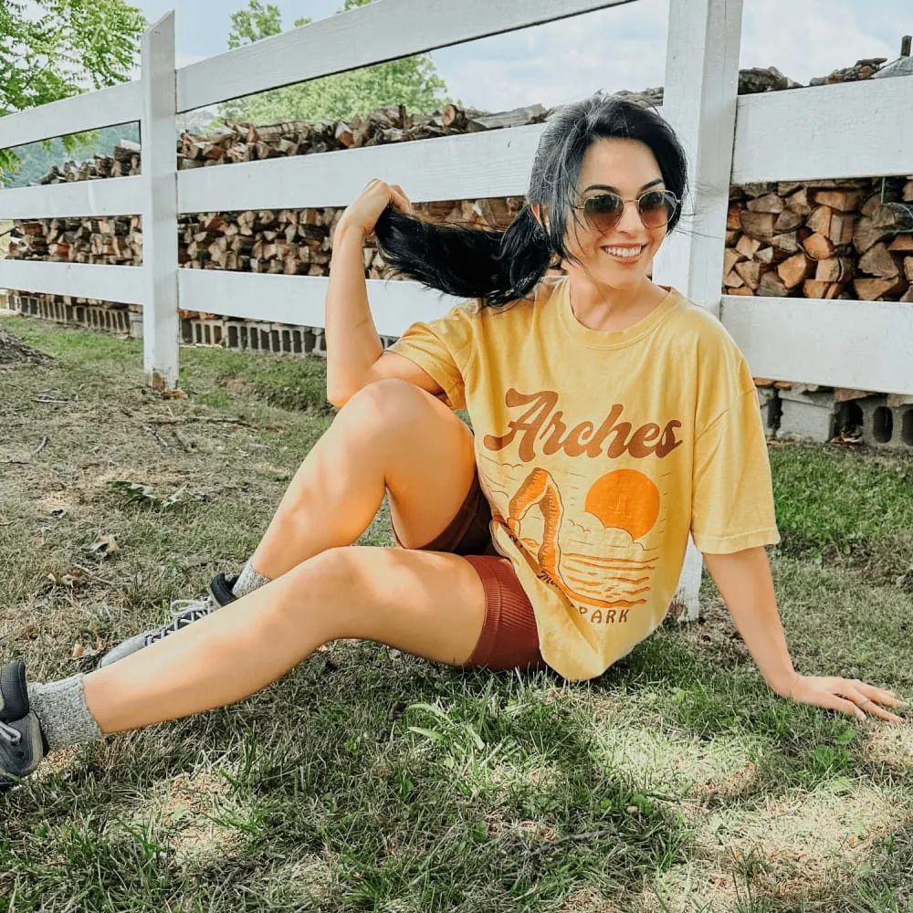 Arches National Park MicroPiqueKnit Classic Layer