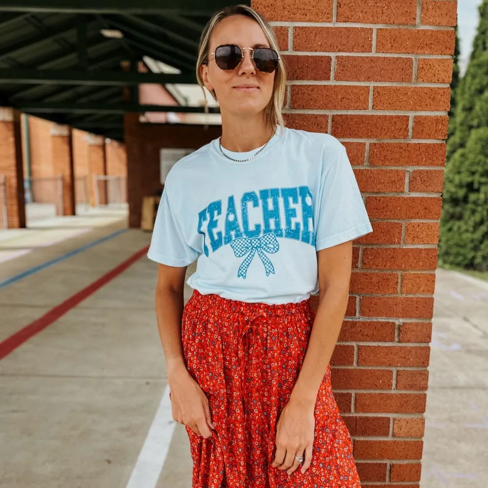 Stylish and Relaxed Blue Bow Teacher Tee - Chambray