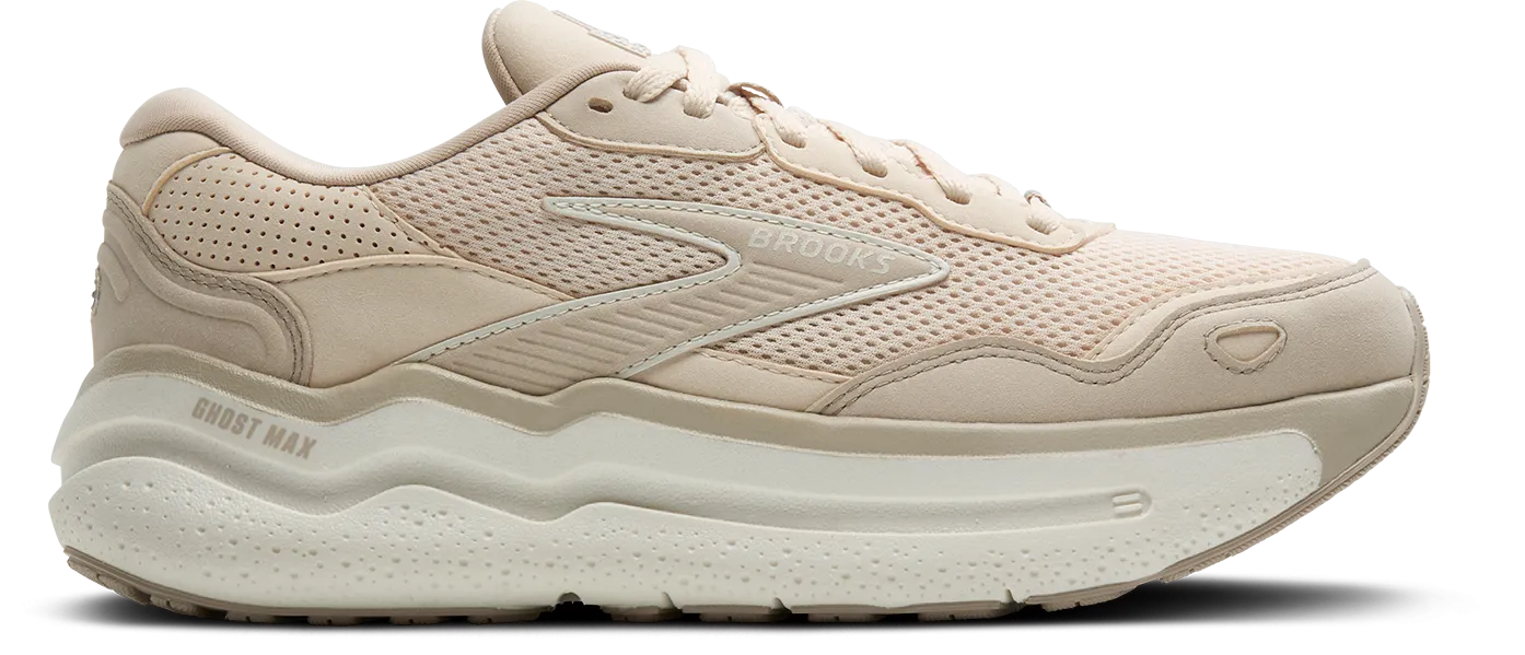 recreational runner running in the countryside Women's Ghost Max 2 SE (295 - Almond Peach/Chateau/Coconut)