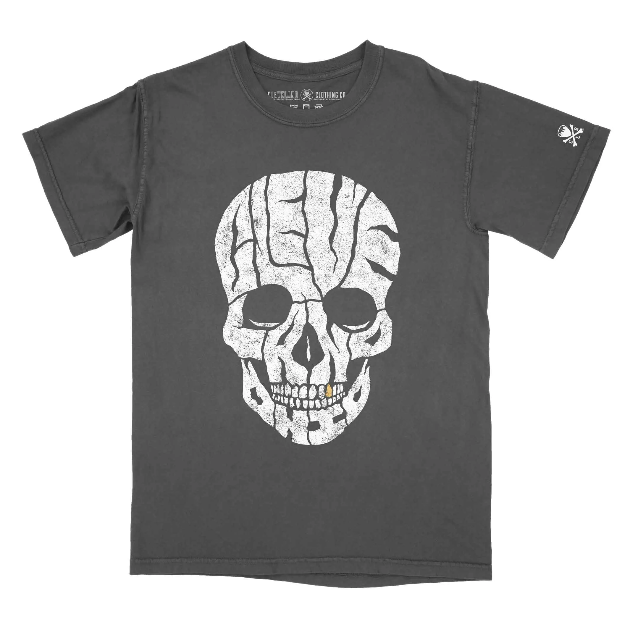 casual and comfortable Cleveland Skull - Mens/Unisex Crew T-Shirt