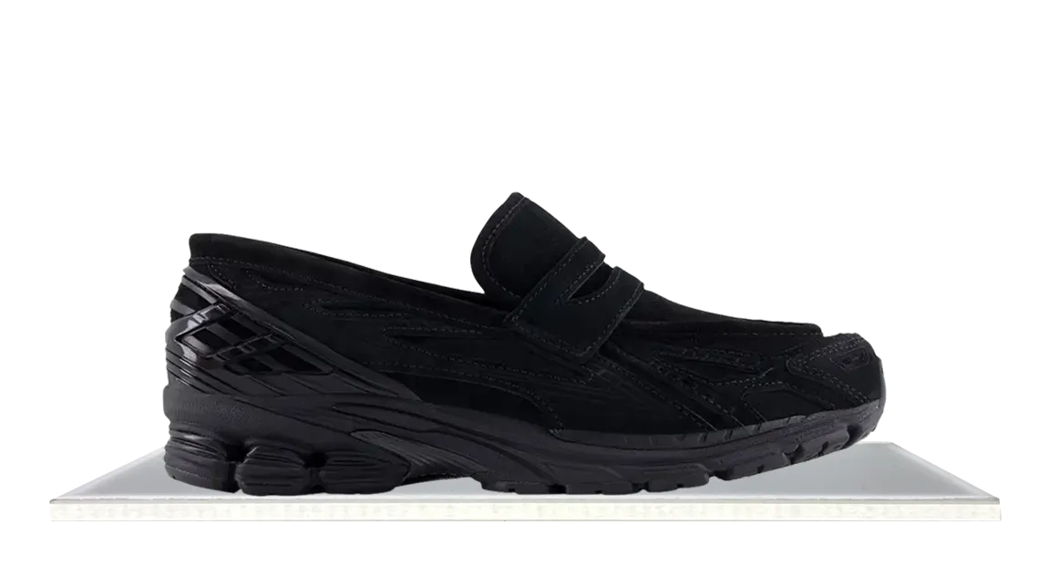 City Escape New Balance 1906L Loafer Black Suede