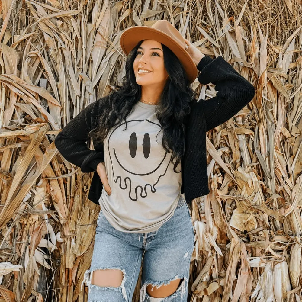 Seam Free Back Melting Smiley Tee