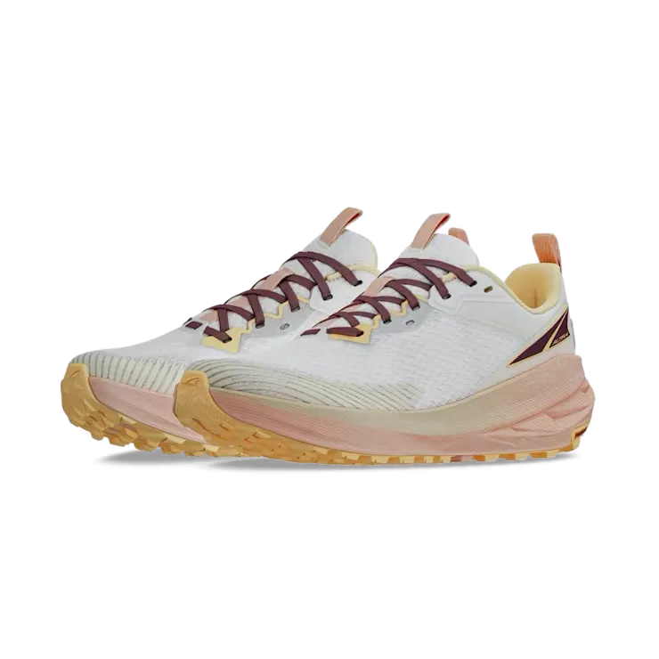 Women's Experience Wild 2 (110 - White) Anti Debris Gaiter Torsional Stability Control