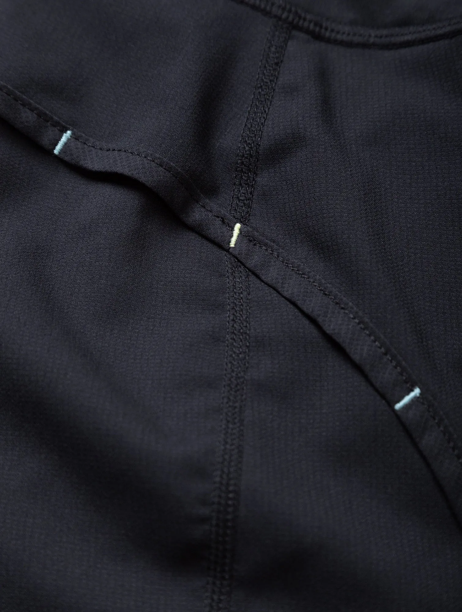 mid-rise Lounge Ready Ronhill Tech 4.5 Inch Womens Running Shorts - Black