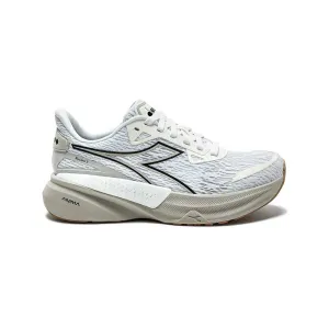 synthetic upper shoes Breathable Lining Women's Nucleo 2 Running Shoe - White/Silver - Regular (B)