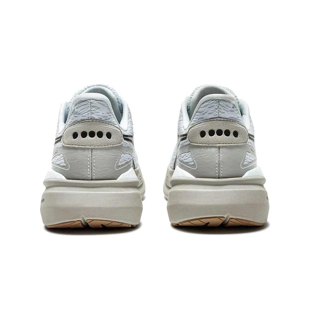 Glossy - finish Women's Nucleo 2 Running Shoe - White/Silver - Regular (B)