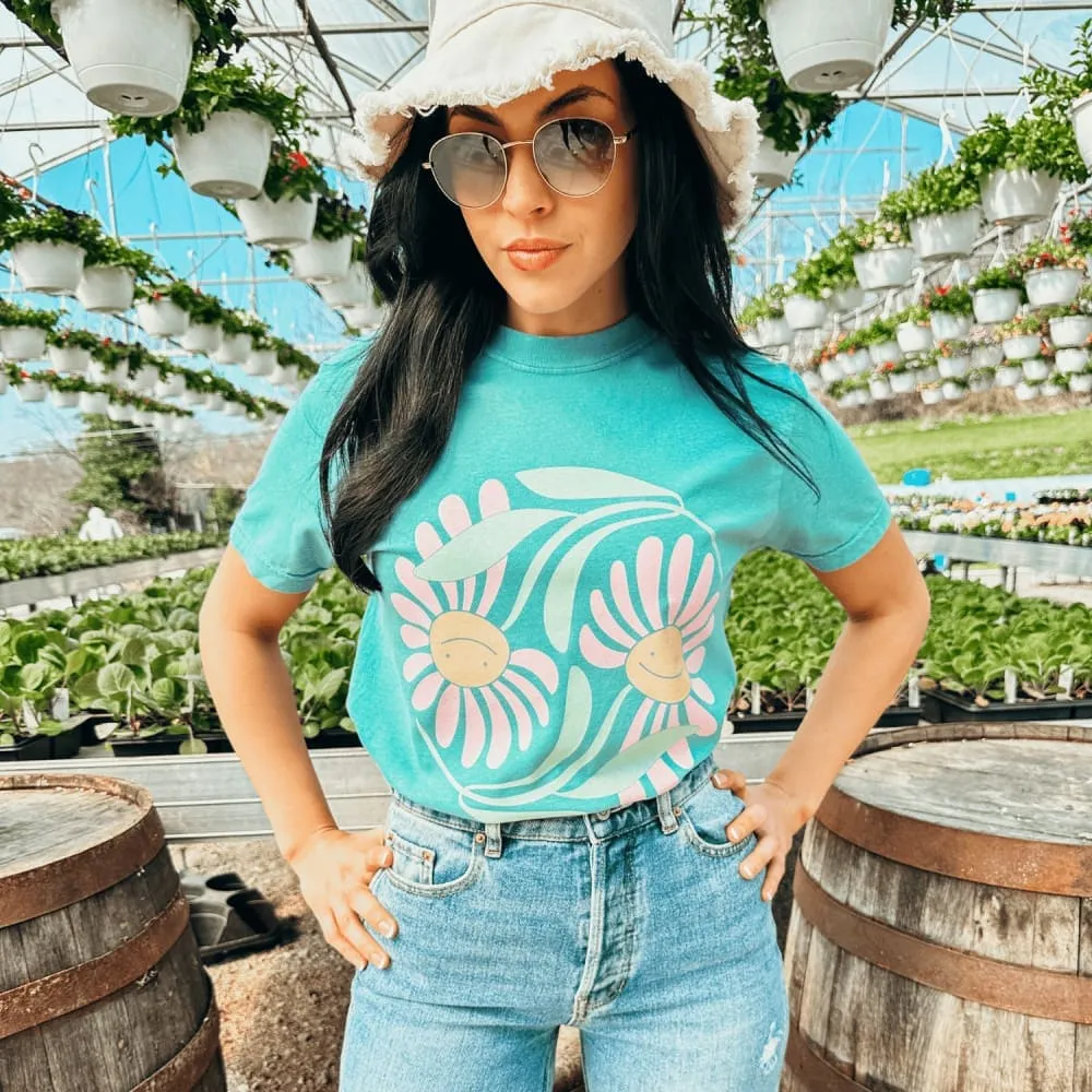 Wrinkle Free Fabric Smiley Flowers Tee