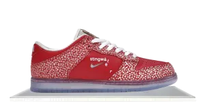 ventilation channels Urban Minimal SB Dunk Low Stingwater