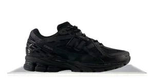 New Balance 1906U 'Triple Black' supportive insole