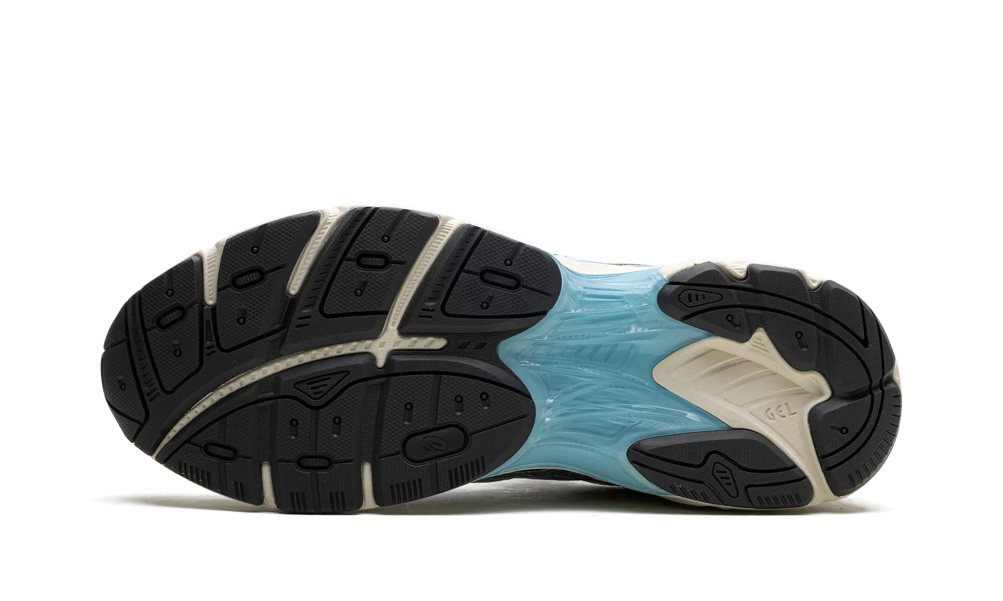 Outdoor shoes GT-2160 "White / Pure Silver"