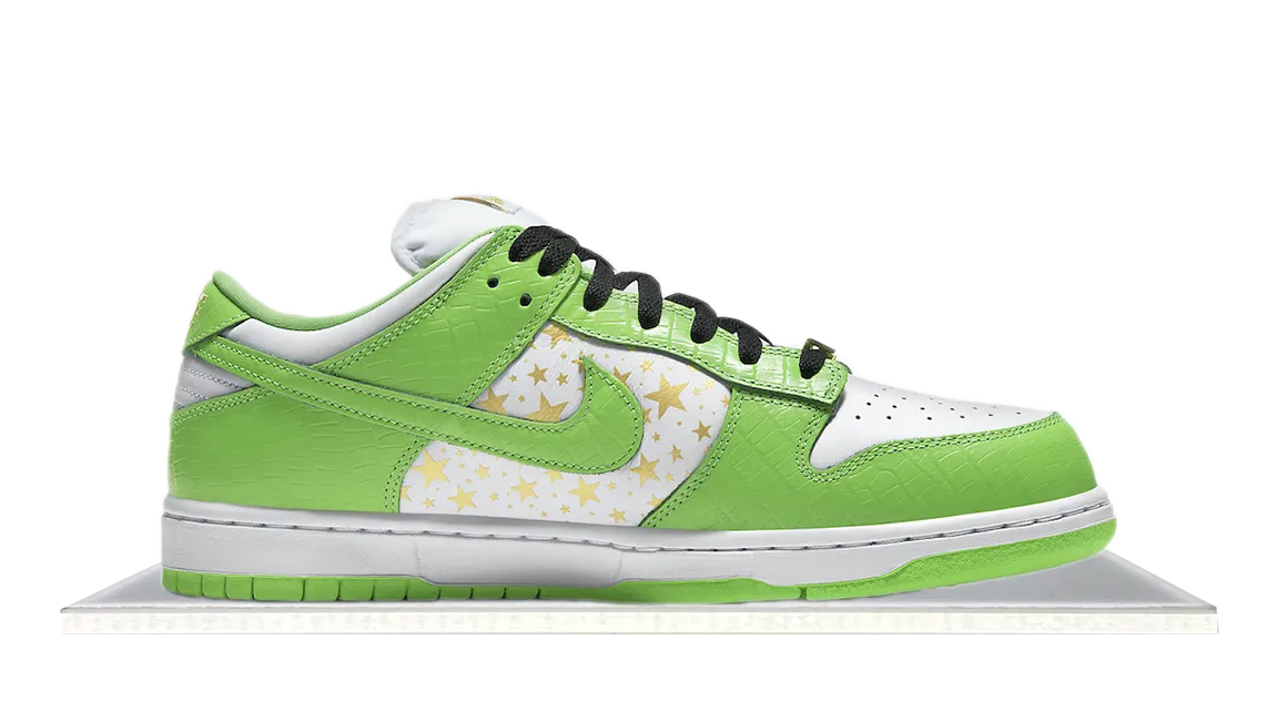 SB Dunk Low Supreme Stars Green Pet Play Neutral Color Blending