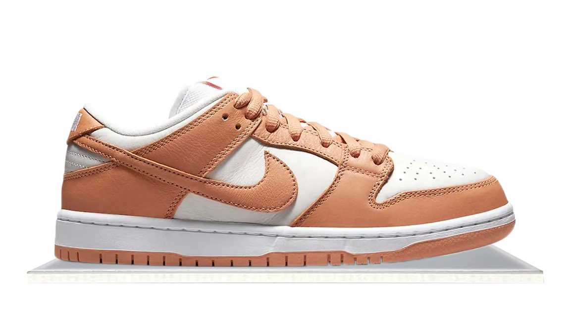 SB Dunk Low Light Cognac Supportive Design Port Run
