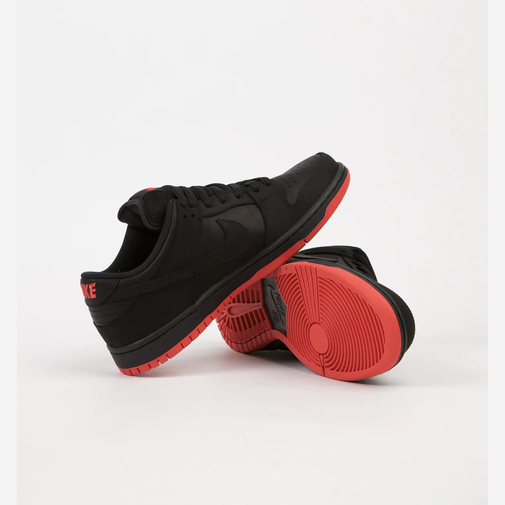 Nike SB Dunk Low Black Pigeon Black Black-Sienna Comfort quality Eco Friendly Footwear