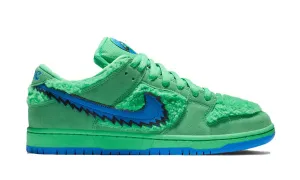 SB Dunk Low Grateful Dead Bears Green Stable Walk Punch Hike
