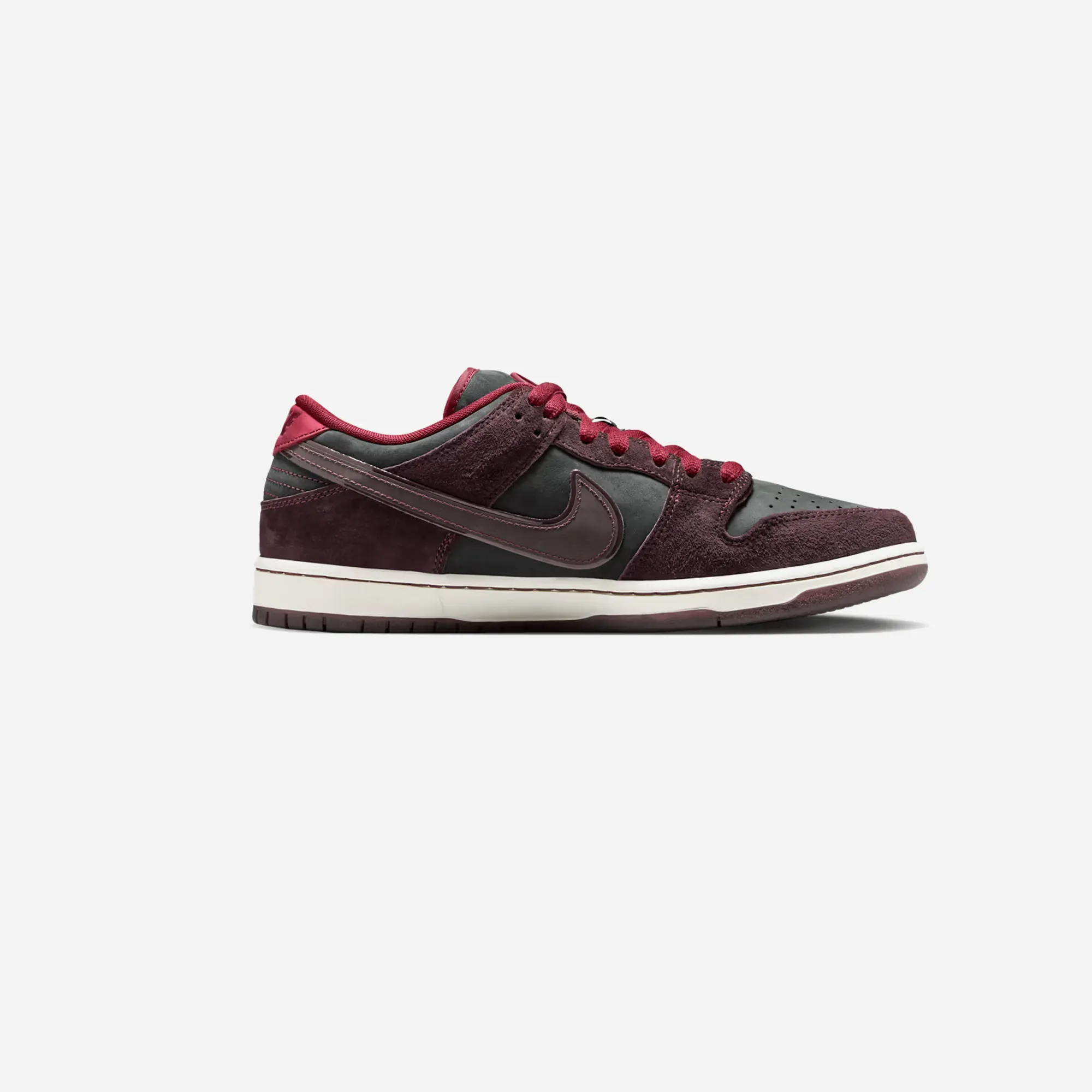 Walk Gear Anytime Wear Nike SB Dunk Low Riot Skateshop