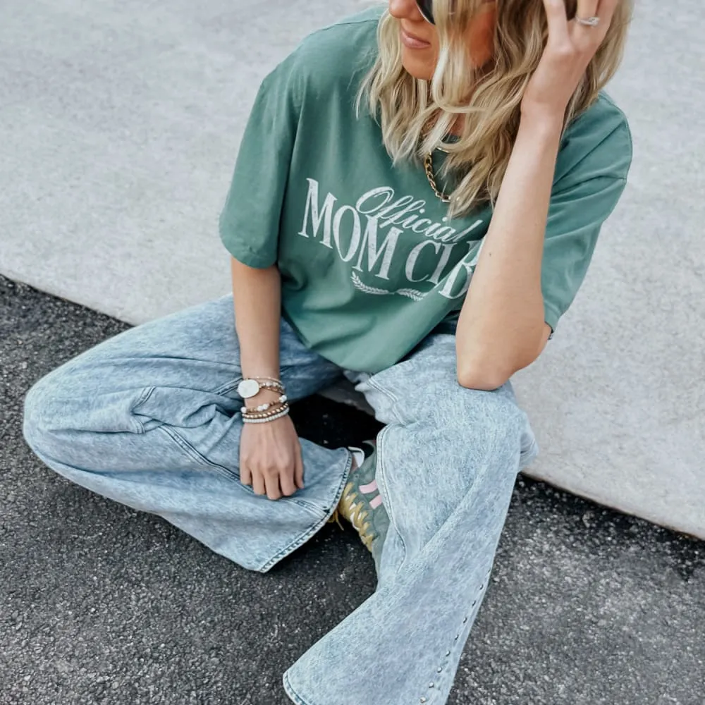 Official Mom Club Tee Cozy Wearable