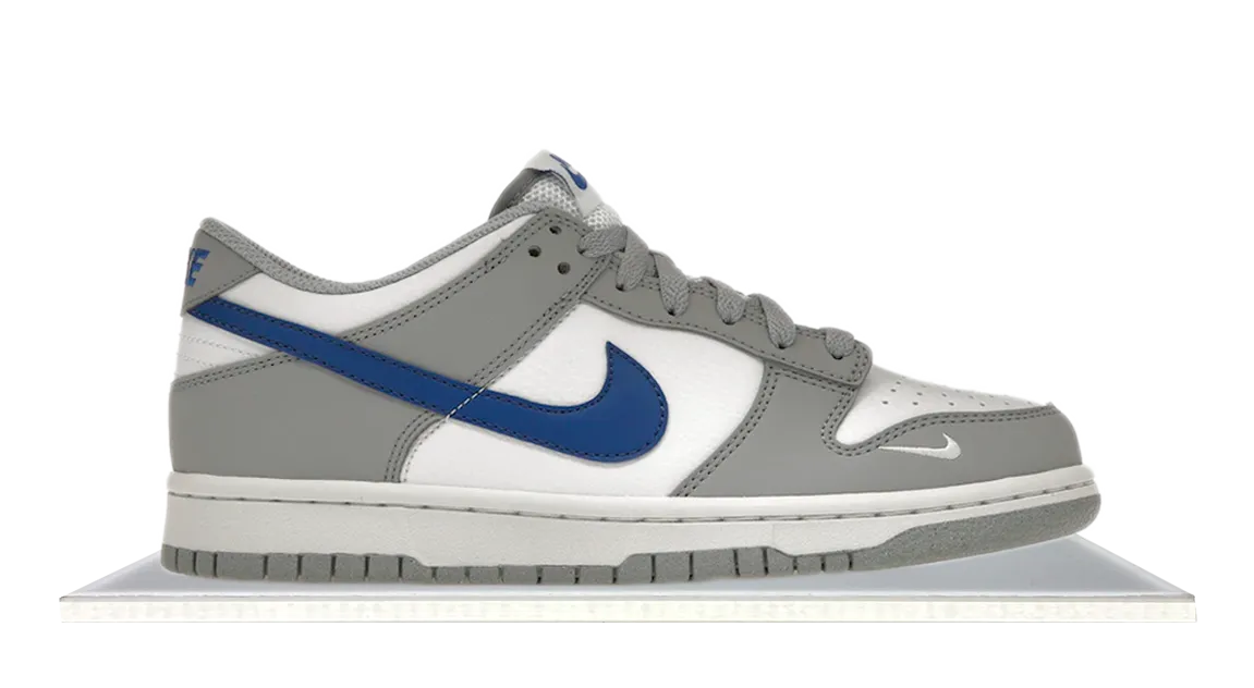 Weekend Fun Dunk Low Mini Swoosh Wolf Grey