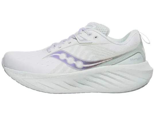 running in a butte area shoes Saucony | Triumph 22 | Women's | White/Foam