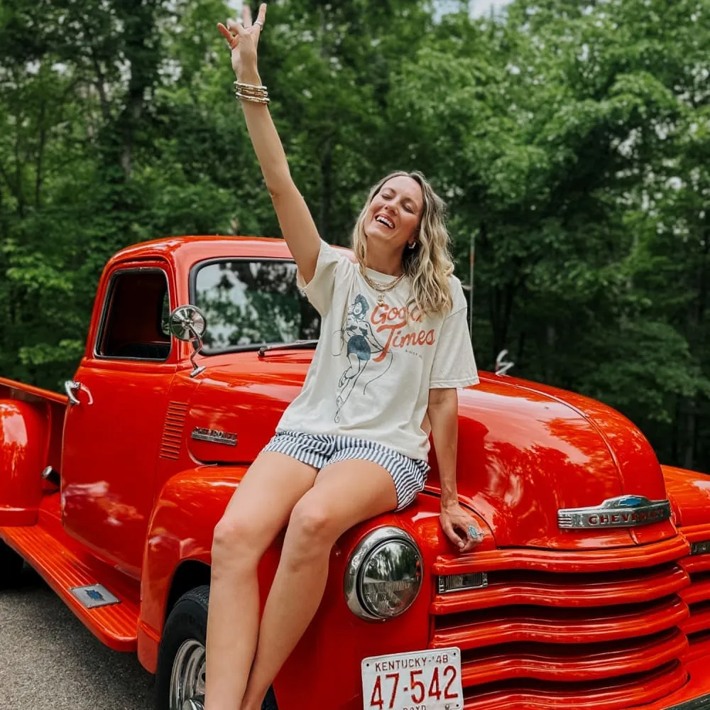 Relax Style Trend Versatile and Comfortable Good Times Tee