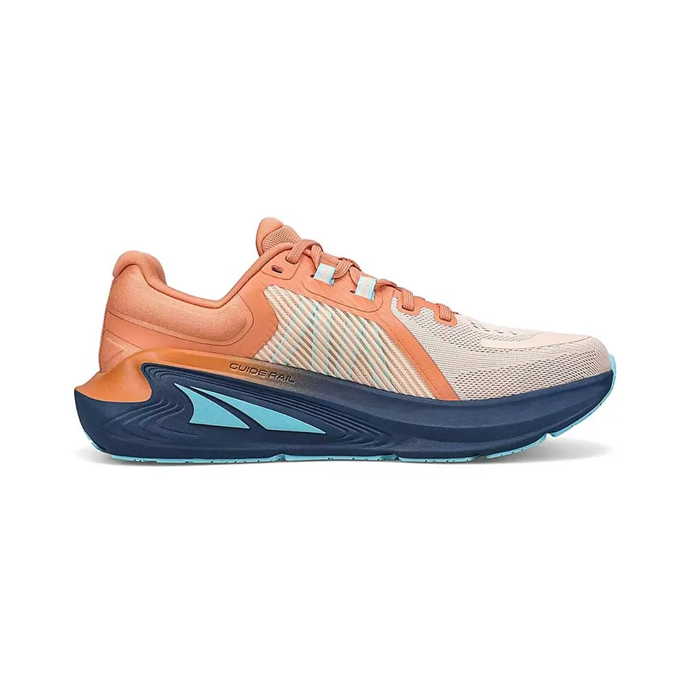 running for a way to stay confident Women's Paradigm 7 Running Shoe  - Navy/Coral - Regular (B)