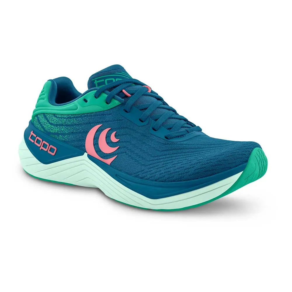 endurance runners Women's Ultrafly 5 Running Shoe - Blue/Aqua - Regular (B)