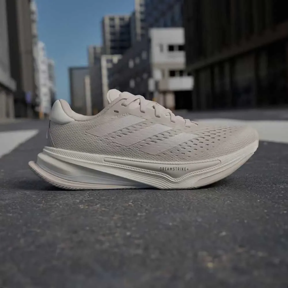 Comfort footbed Women's Supernova Prima Running Shoe - Putty Mauve/Zero Met/Off White - Regular (B)