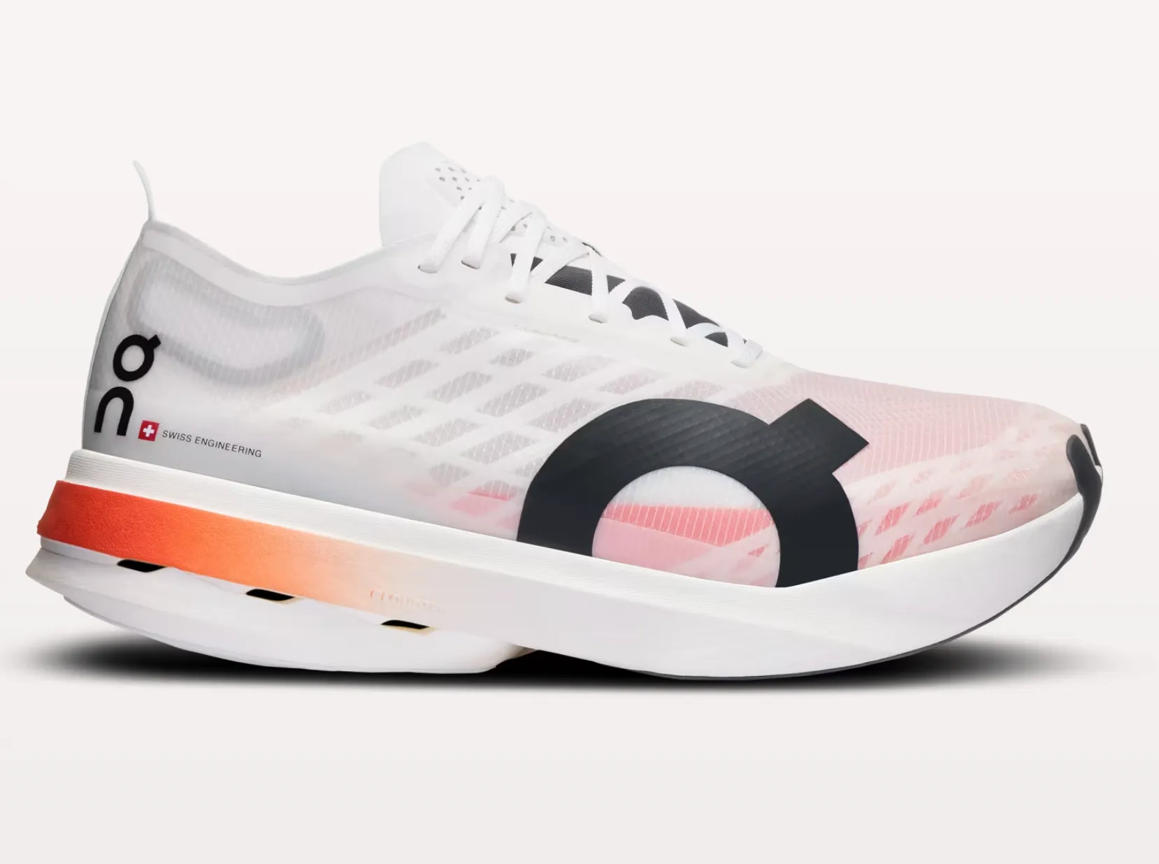 running in races Men's Cloudboom Strike (White/Black)