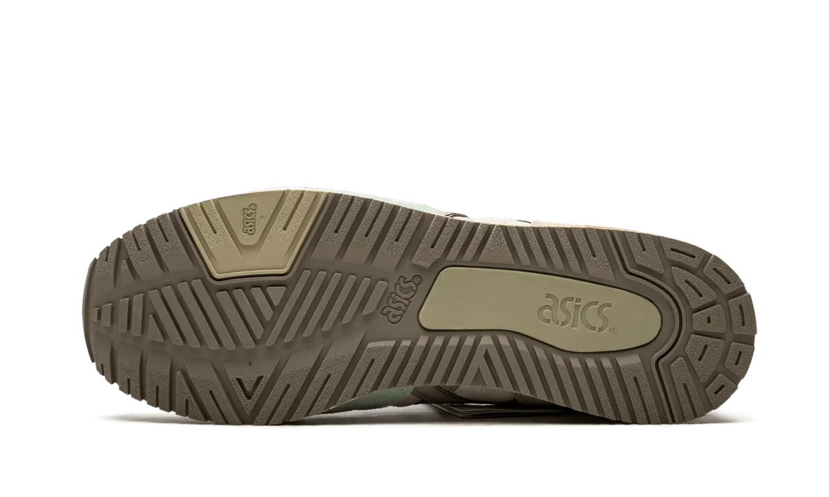 Abrasion Resistant Edging Barefoot feel Gel Classic "Bodega "On the Road""