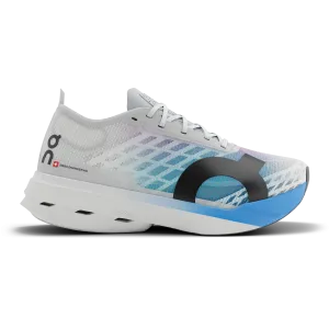 narrow - fit - for - narrow - feet shoes On Running | Cloudboom Strike | Women's | White/Horizon