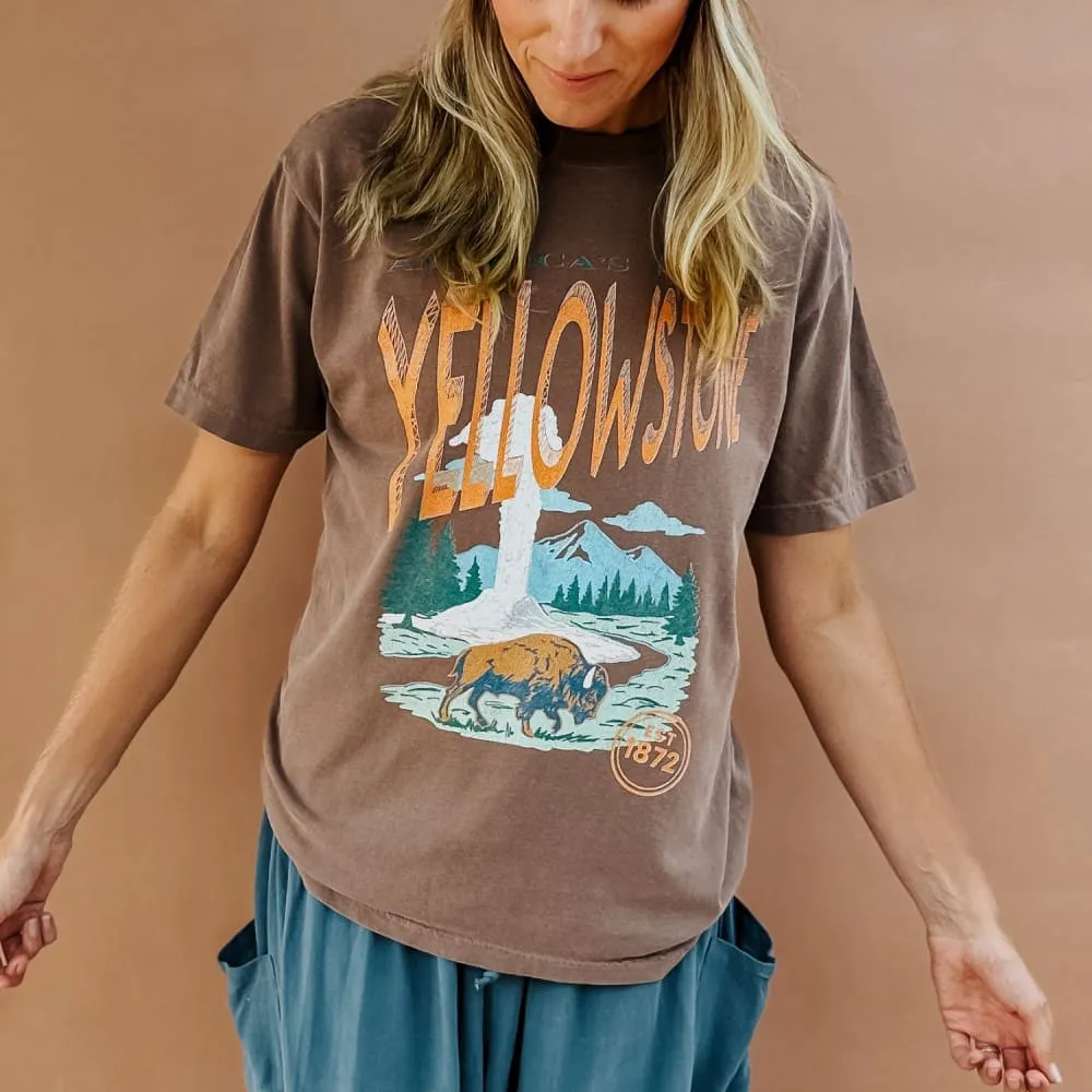Yellowstone - Heritage National Parks Tee Retro