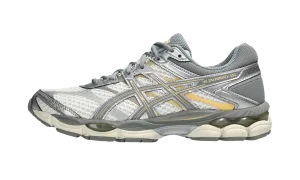 GEL-Cumulus 16 "Cream / Clay Grey" Reinforced Heel Counter Pointed Toe Design