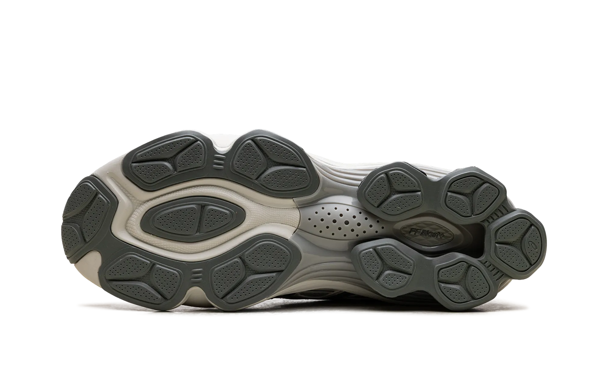 Gel-Kinetic Fluent "Seal Grey Pure Silver" Glow Run Pasture Hike