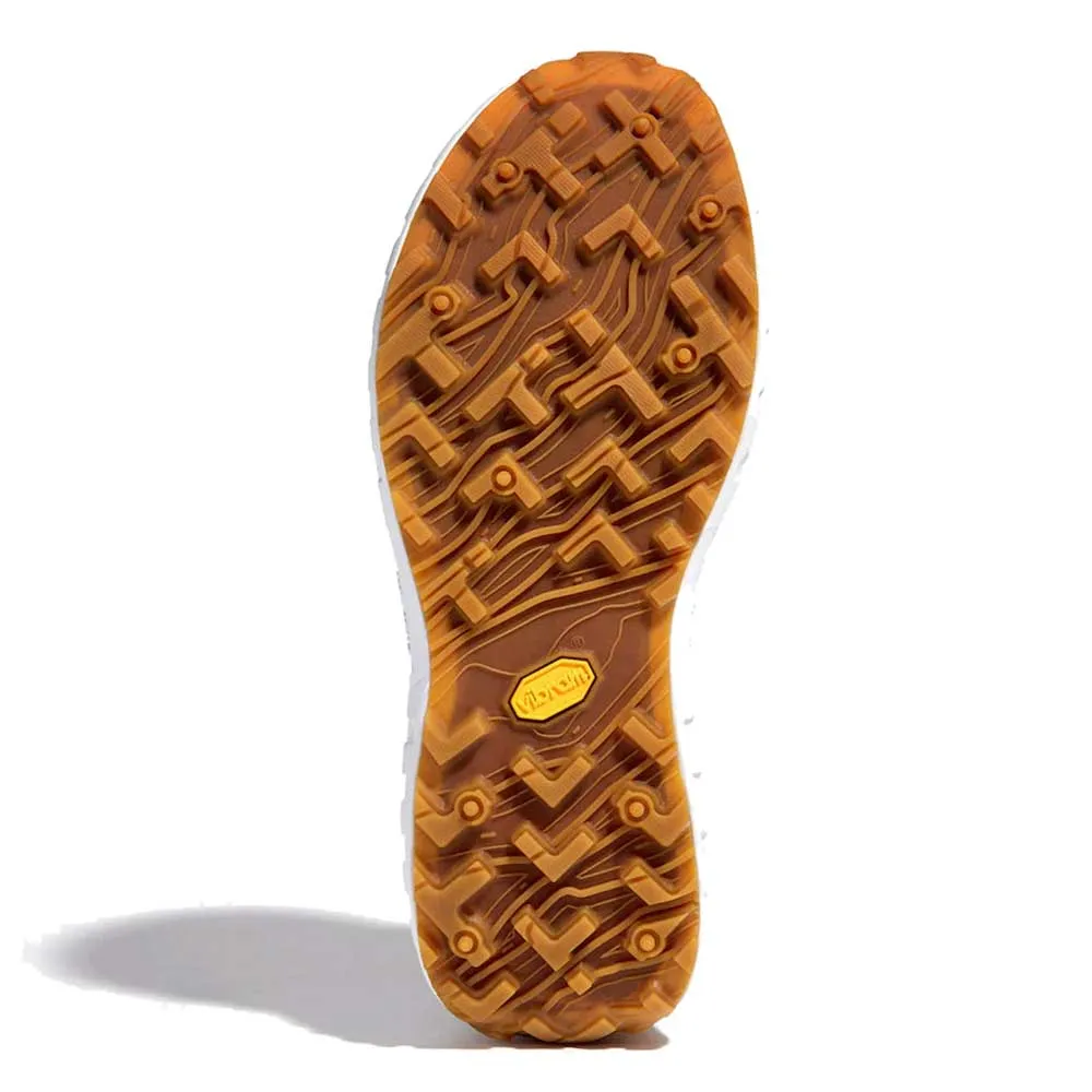 Pressure Mapped Outsole colorful shoes Women's 001 Running Shoe - White/Gum - Regular (B)