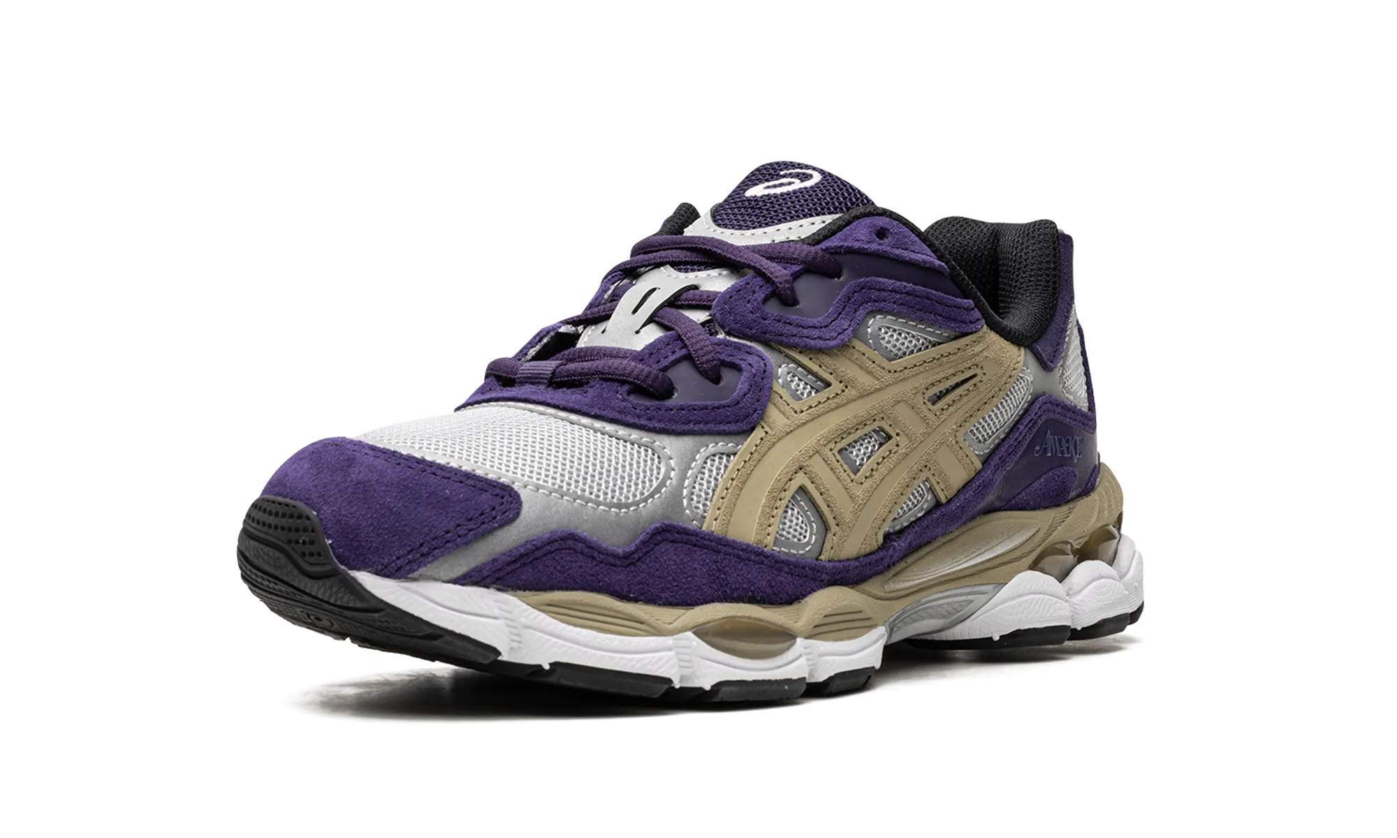 Outfit Essential Wedge Heel Gel-NYC "Awake"