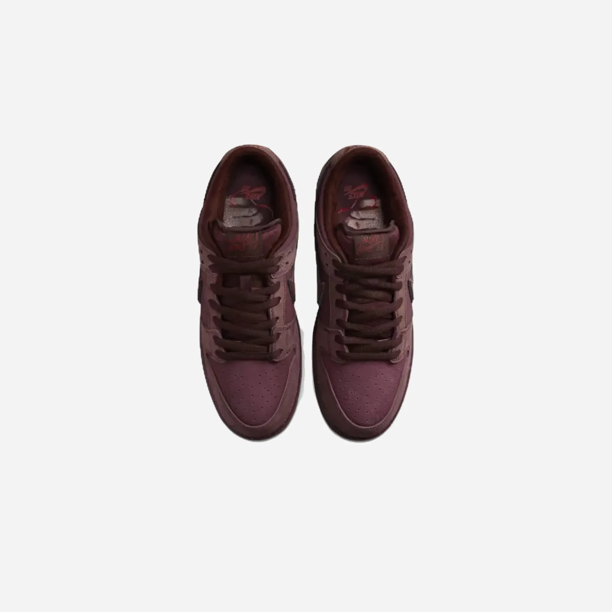 Nike SB Dunk Low City of Love Burgundy Crush Clean Shape SoftInterior