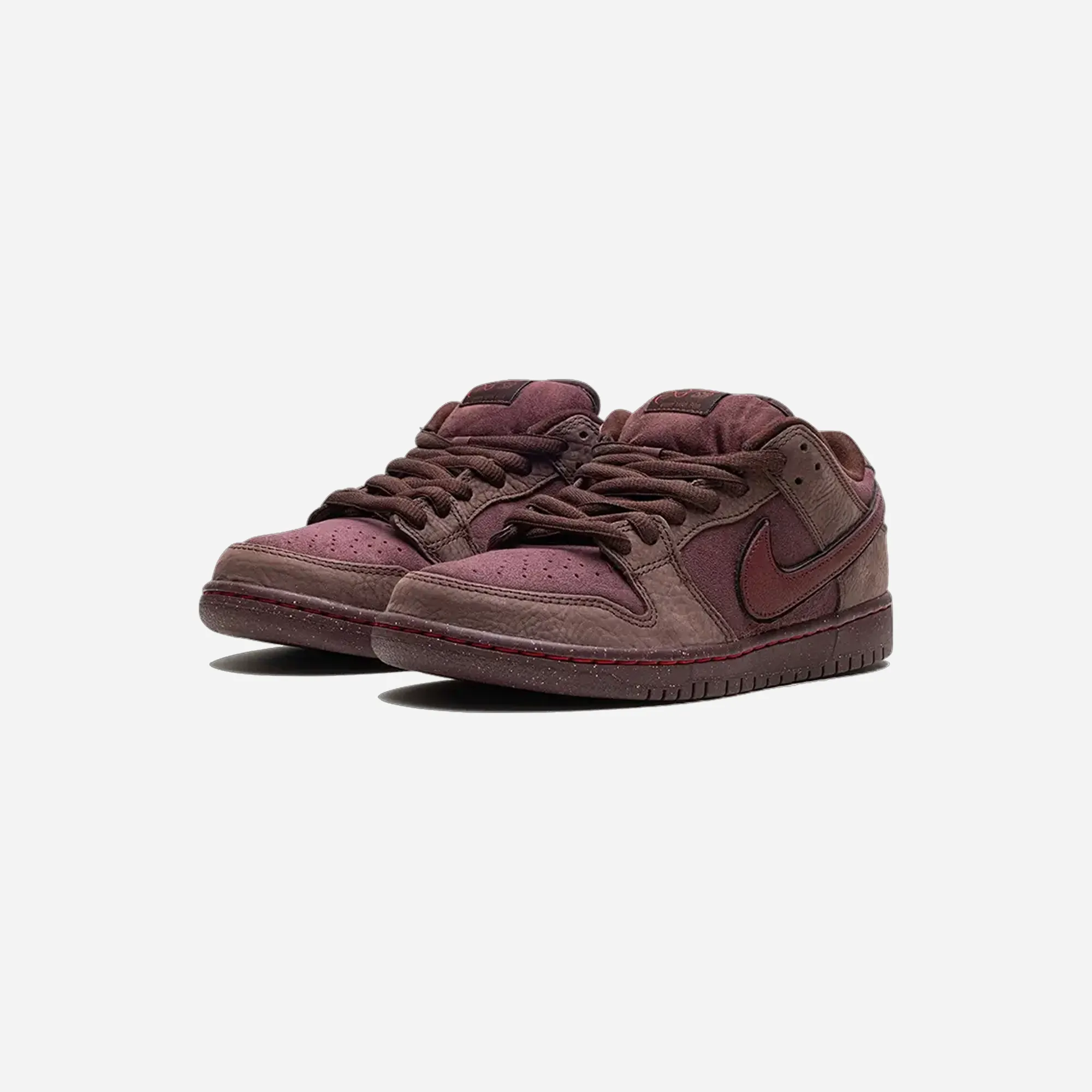Strap Smooth Padding Nike SB Dunk Low City of Love Burgundy Crush