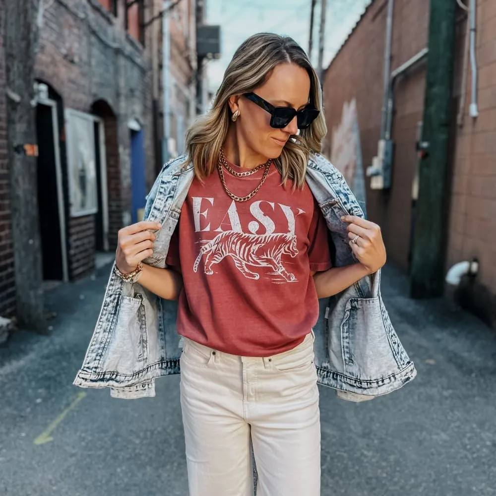 Easy Tiger Tee Oversized Silhouette Sleek Fit