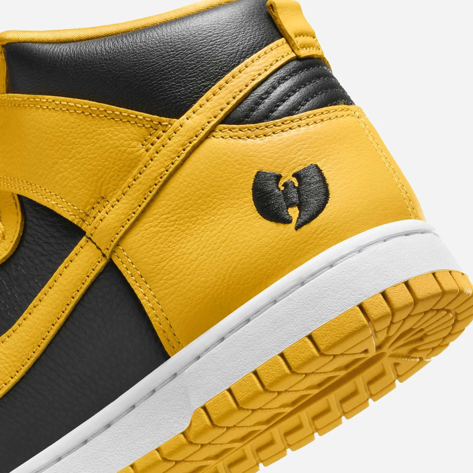 Comfort arch Punch Hike Nike Dunk High Wu-Tang (2024)