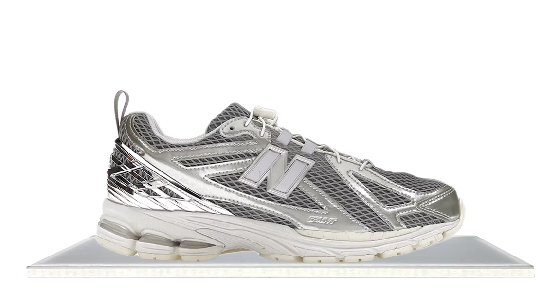 Work Wear River Walk New Balance 1906R The Basement Day Chrome