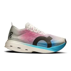 Women's Cloudboom Strike (White/Horizon) Dynamic Flex Notches