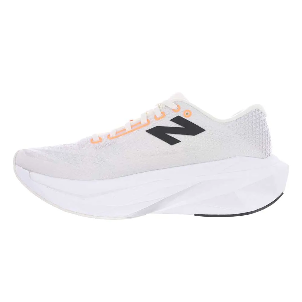 Step Stability contour Women's FuelCell SuperComp Trainer v3 Running Shoe - Angora/Hot Mango - Regular (B)